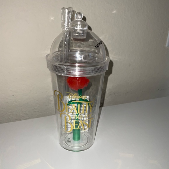 Disney Beauty and the Beast Enchanted Rose Plastic Light Up Cup with straw - NWT - Picture 3 of 5